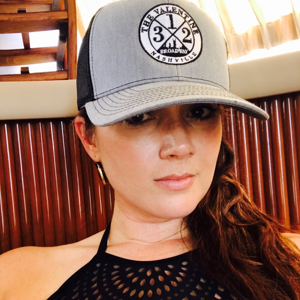 Meet your Posher, Angelica